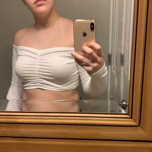 White long sleeve crop top from Romwe